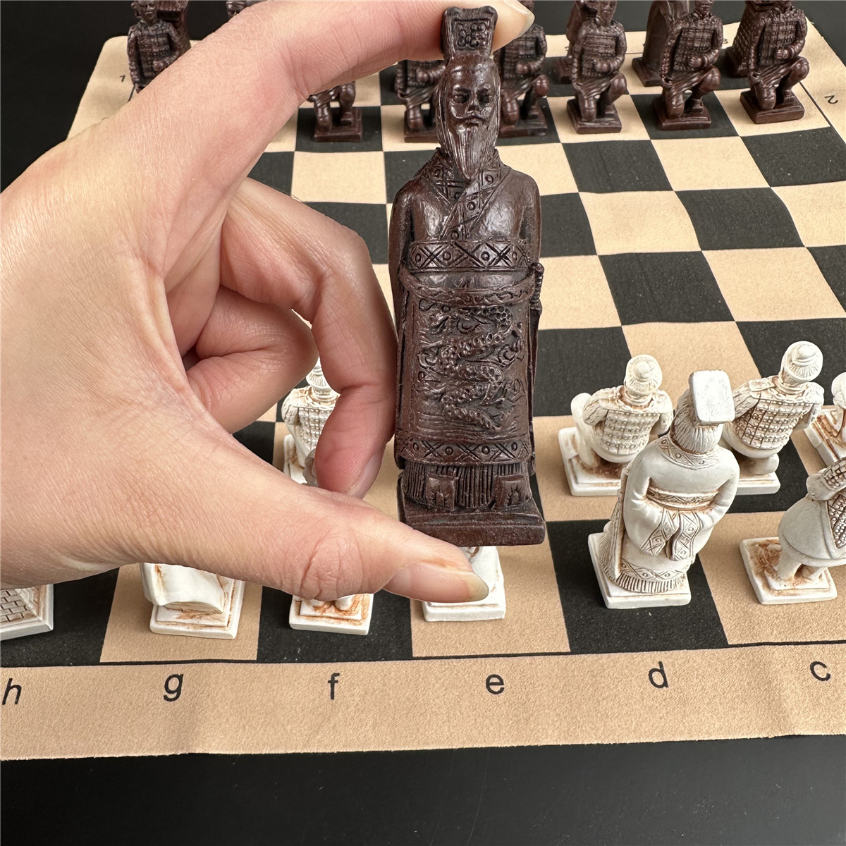 Board Game Queen - Terra Cotta Warriors Antique Big Chess