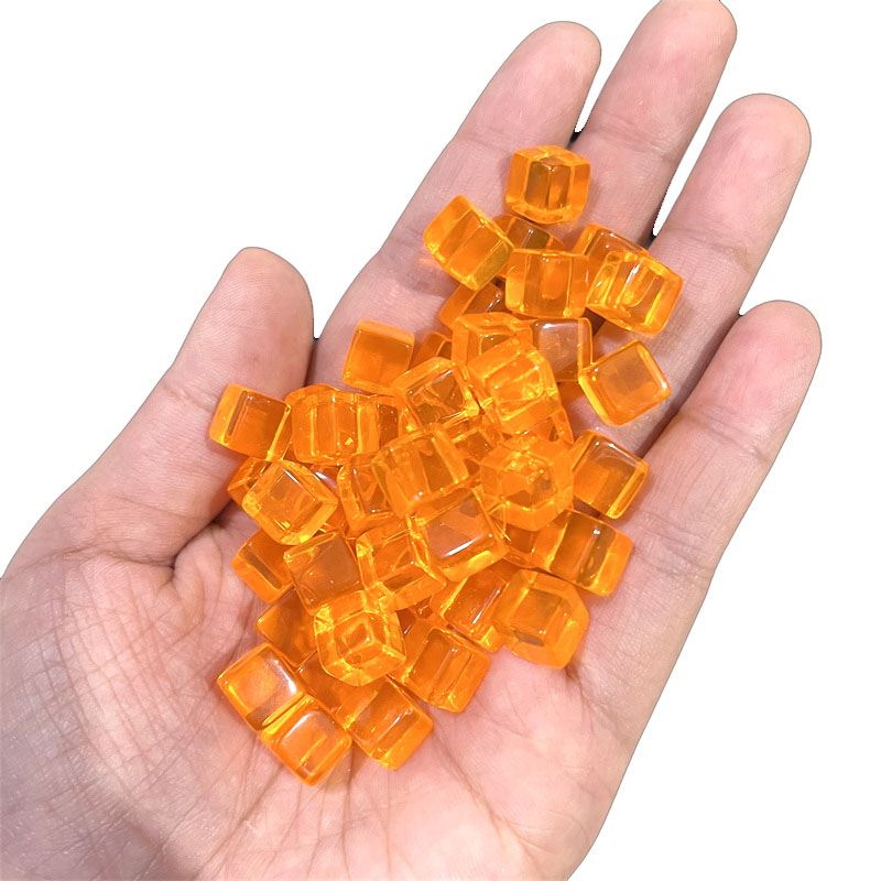 100pcs/set 8mm Clear Cube Dice - Board Game Illustration 评论和价格