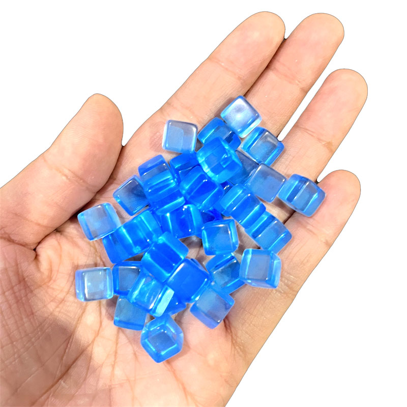 100pcs/set 8mm Clear Cube Dice - Board Game Illustration 评论和价格